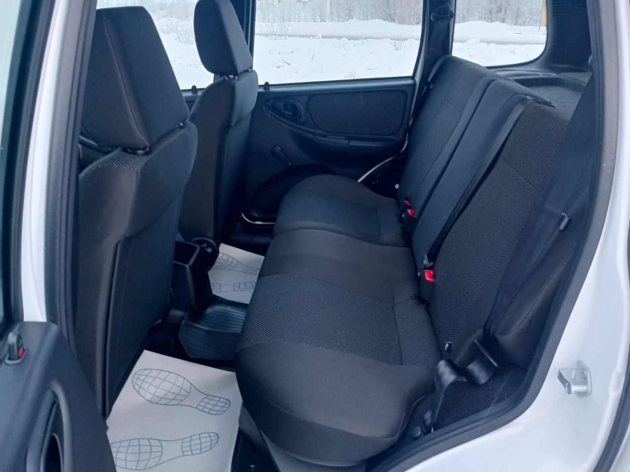 Легковой автотранспорт - Niva 1.7 MT (80 л.с.) 4WD