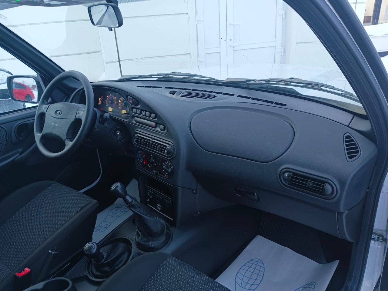 Легковой автотранспорт - Niva 1.7 MT (80 л.с.) 4WD