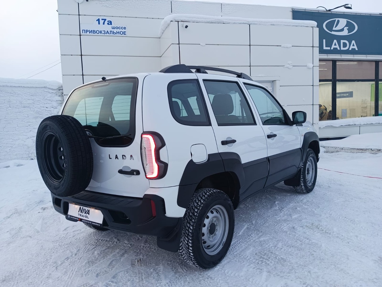 Легковой автотранспорт - Niva 1.7 MT (80 л.с.) 4WD