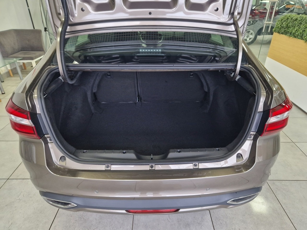 Легковой автотранспорт - LADA Vesta 1.6 MT (106 л.с.)