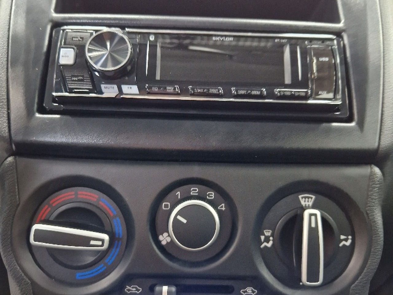 Легковой автотранспорт - LADA Granta 1.6 MT (90 л.с.)