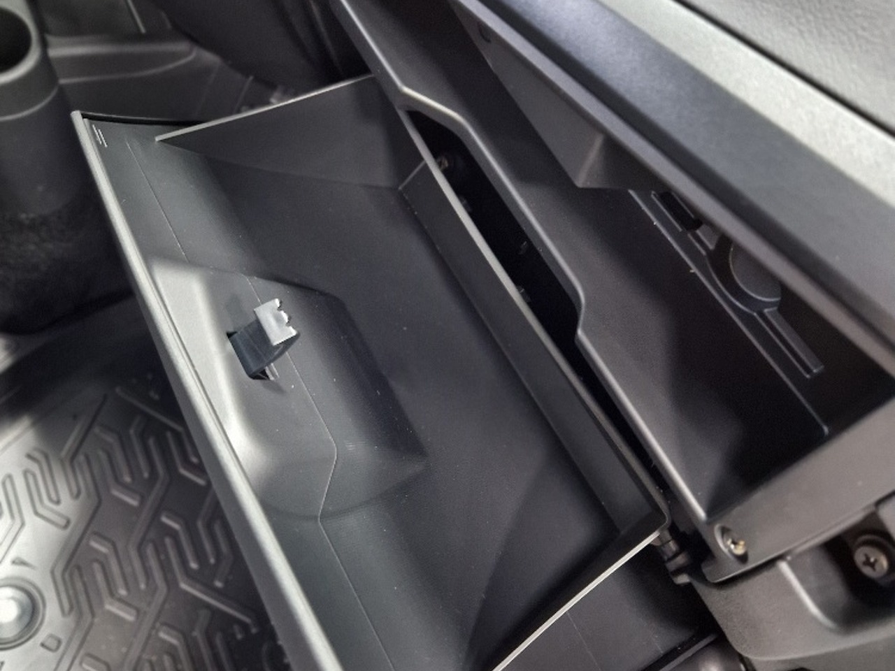 Легковой автотранспорт - LADA Granta 1.6 MT (90 л.с.)