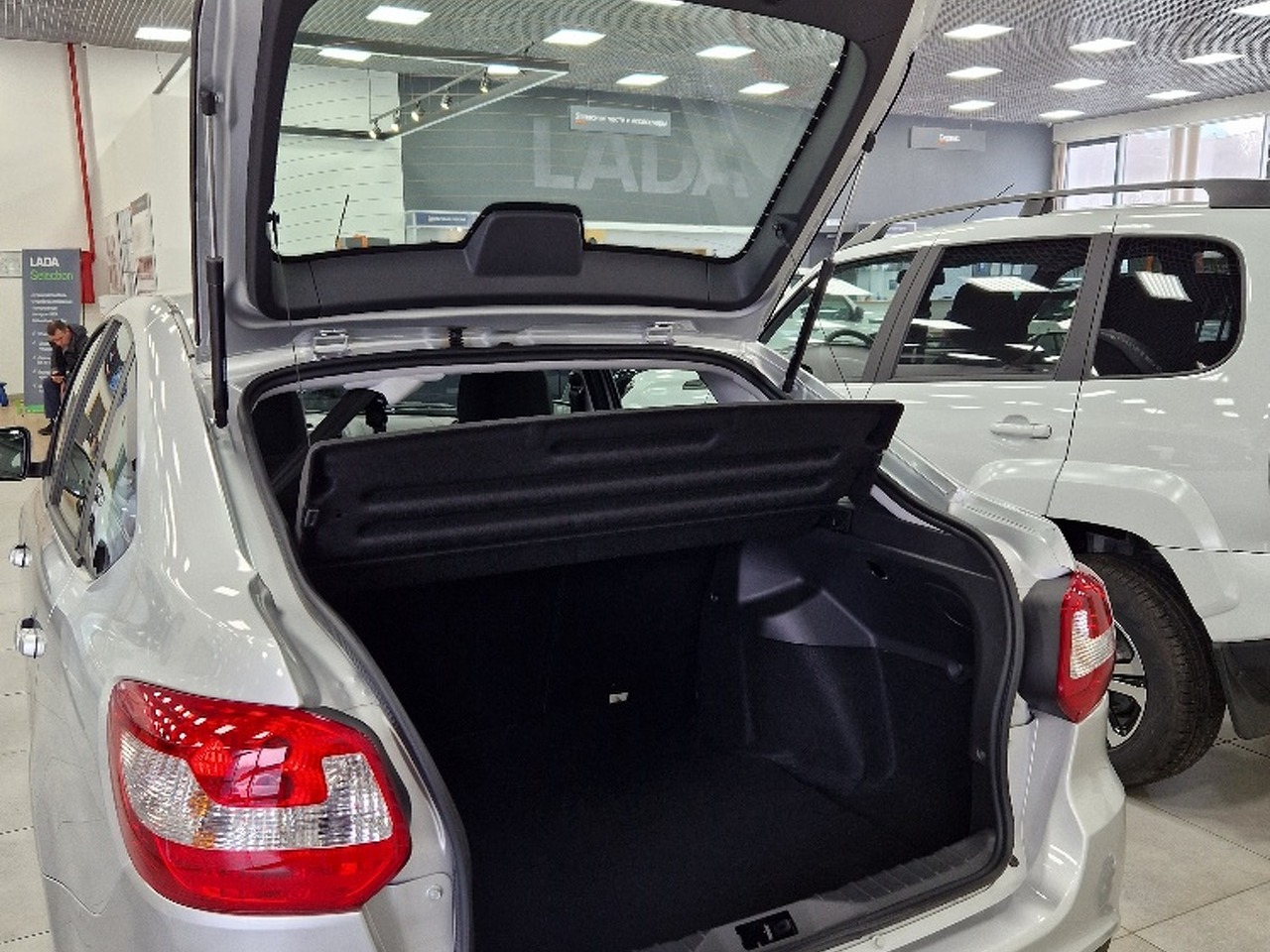 Легковой автотранспорт - LADA Granta 1.6 MT (90 л.с.)