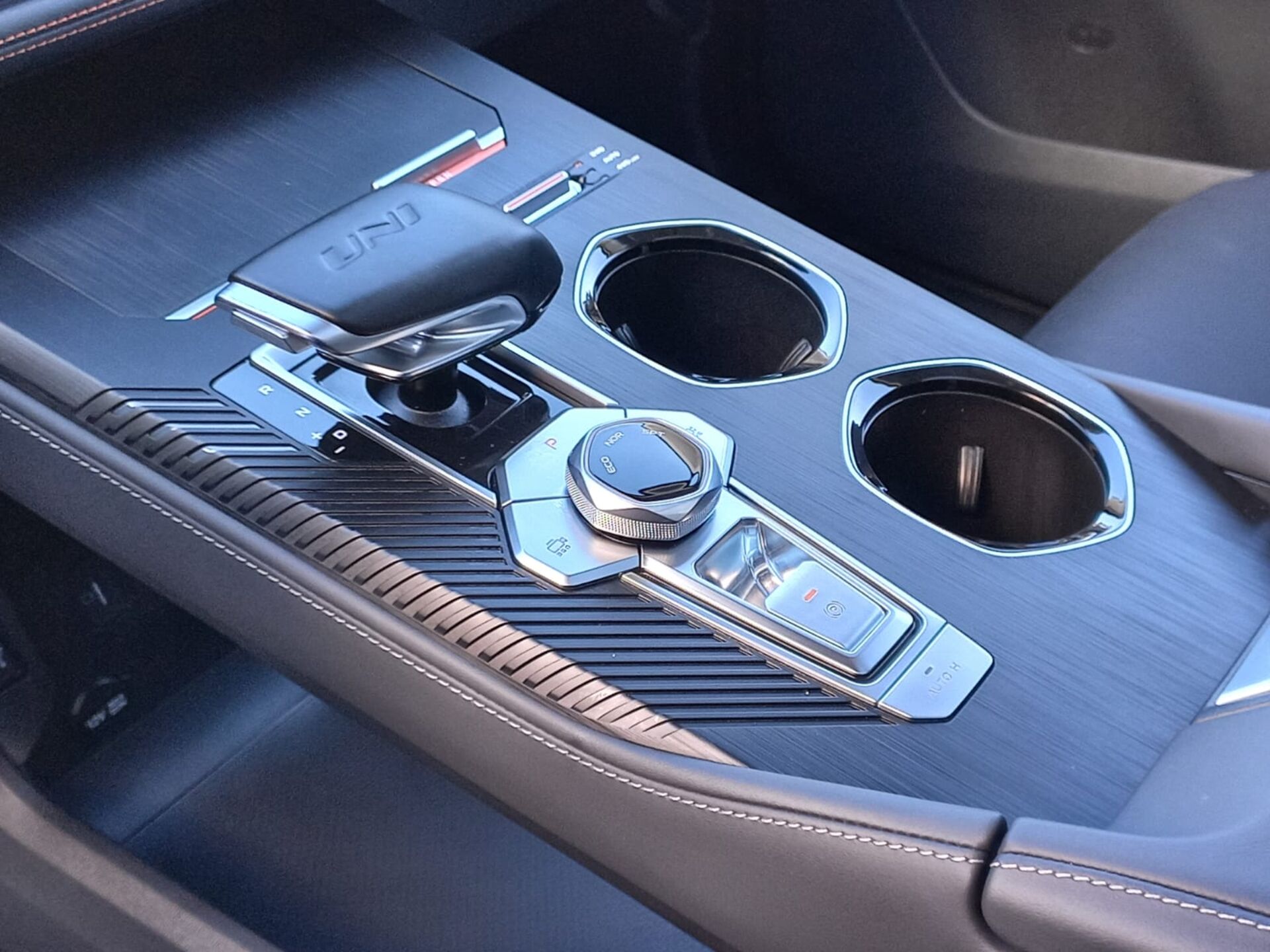 Легковой автотранспорт - CHANGAN UNI-K 2.0 AT (226 л.с.) 4WD