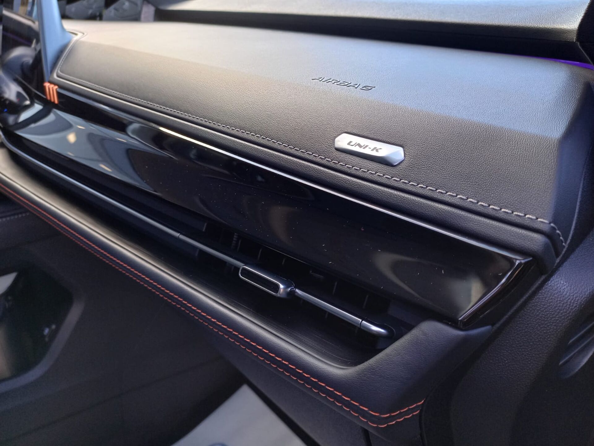 Легковой автотранспорт - CHANGAN UNI-K 2.0 AT (226 л.с.) 4WD