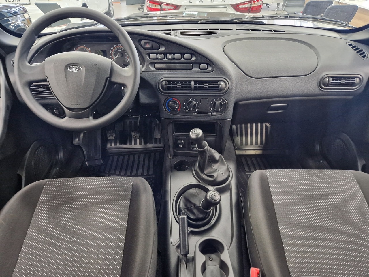 Легковой автотранспорт - LADA Niva Travel 1.7 MT (83 л.с.) 4WD