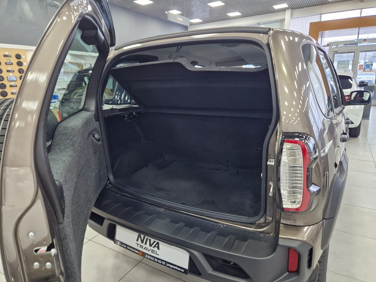 Легковой автотранспорт - LADA Niva Travel 1.7 MT (83 л.с.) 4WD