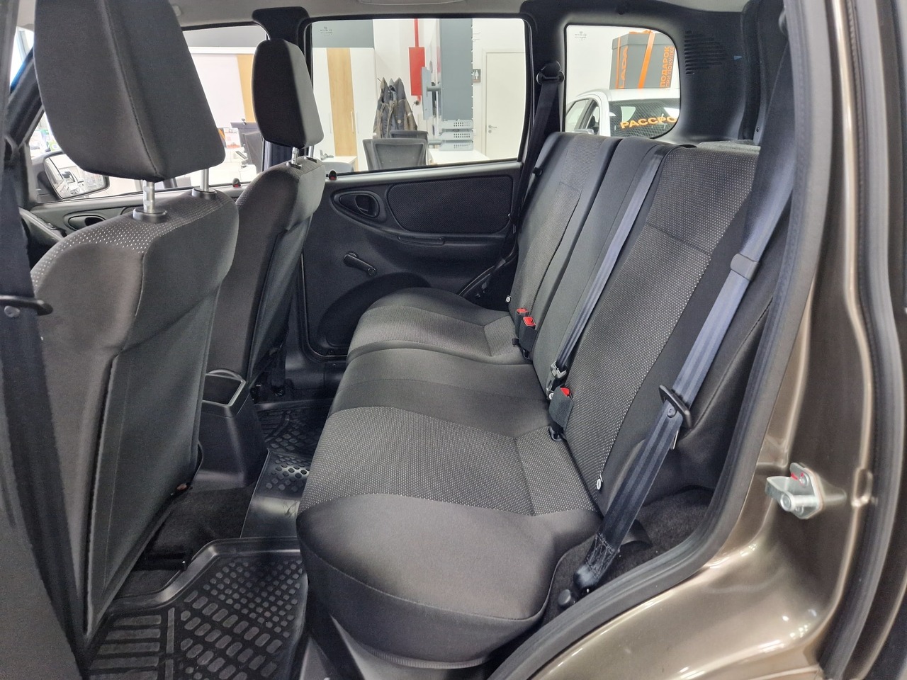 Легковой автотранспорт - LADA Niva Travel 1.7 MT (83 л.с.) 4WD