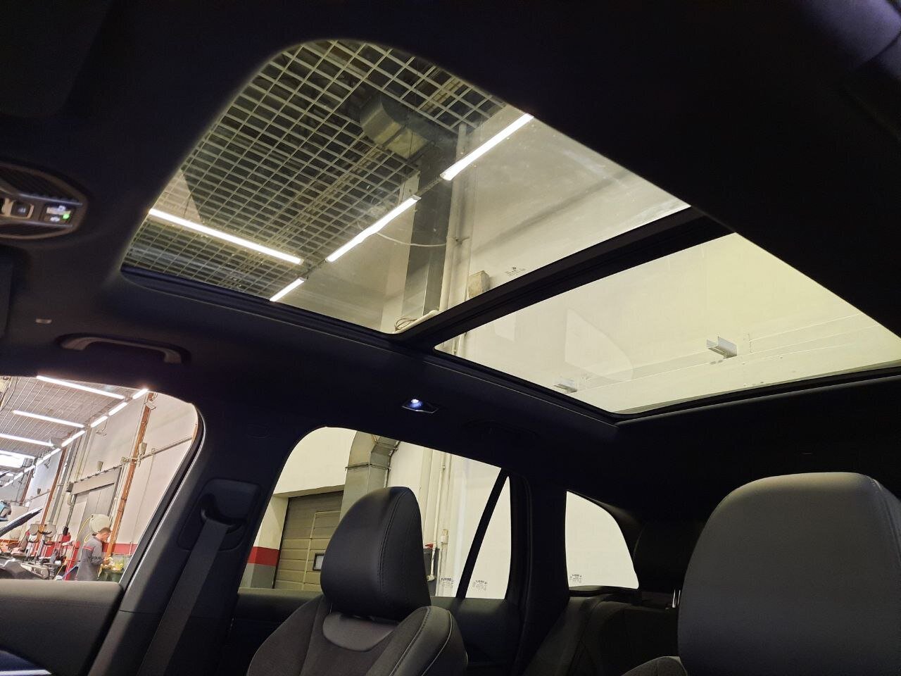 Легковой автотранспорт - GEELY Monjaro 