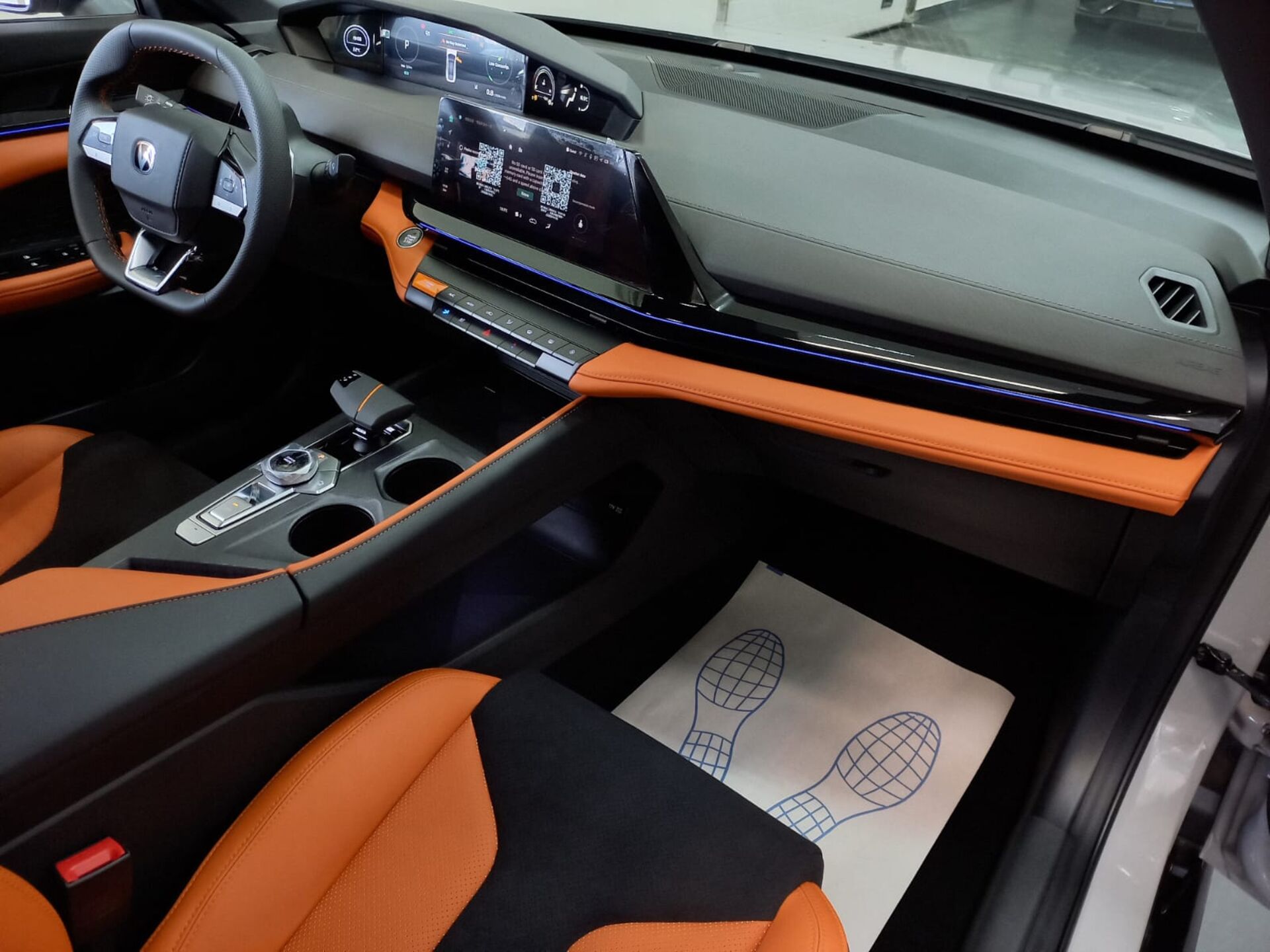 Легковой автотранспорт - CHANGAN UNI-V 1.5 AMT (181 л.с.)