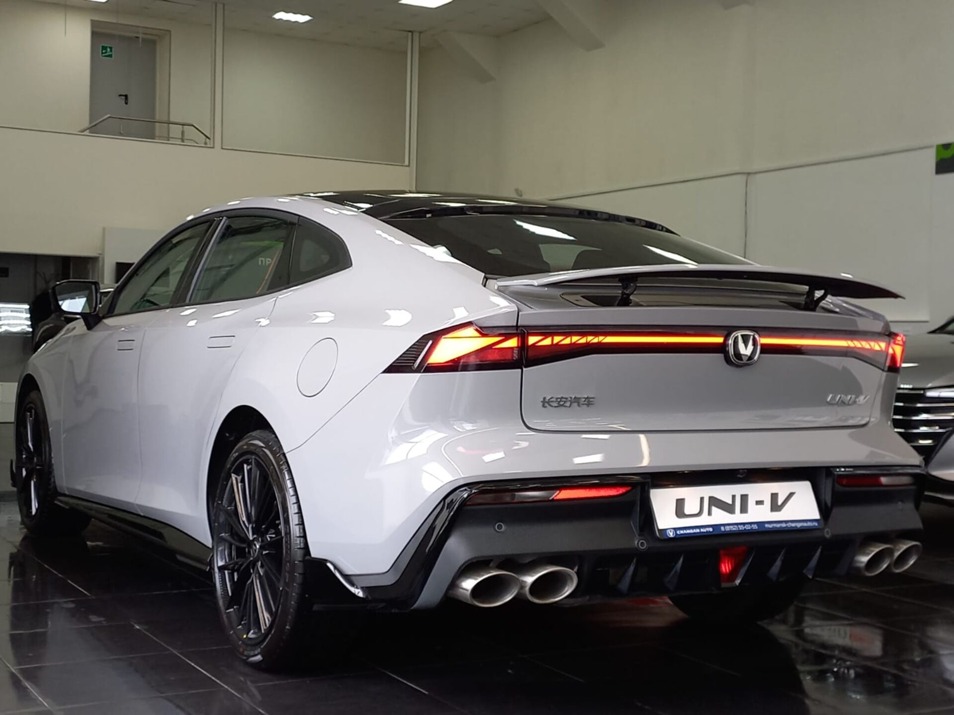 Легковой автотранспорт - CHANGAN UNI-V 1.5 AMT (181 л.с.)