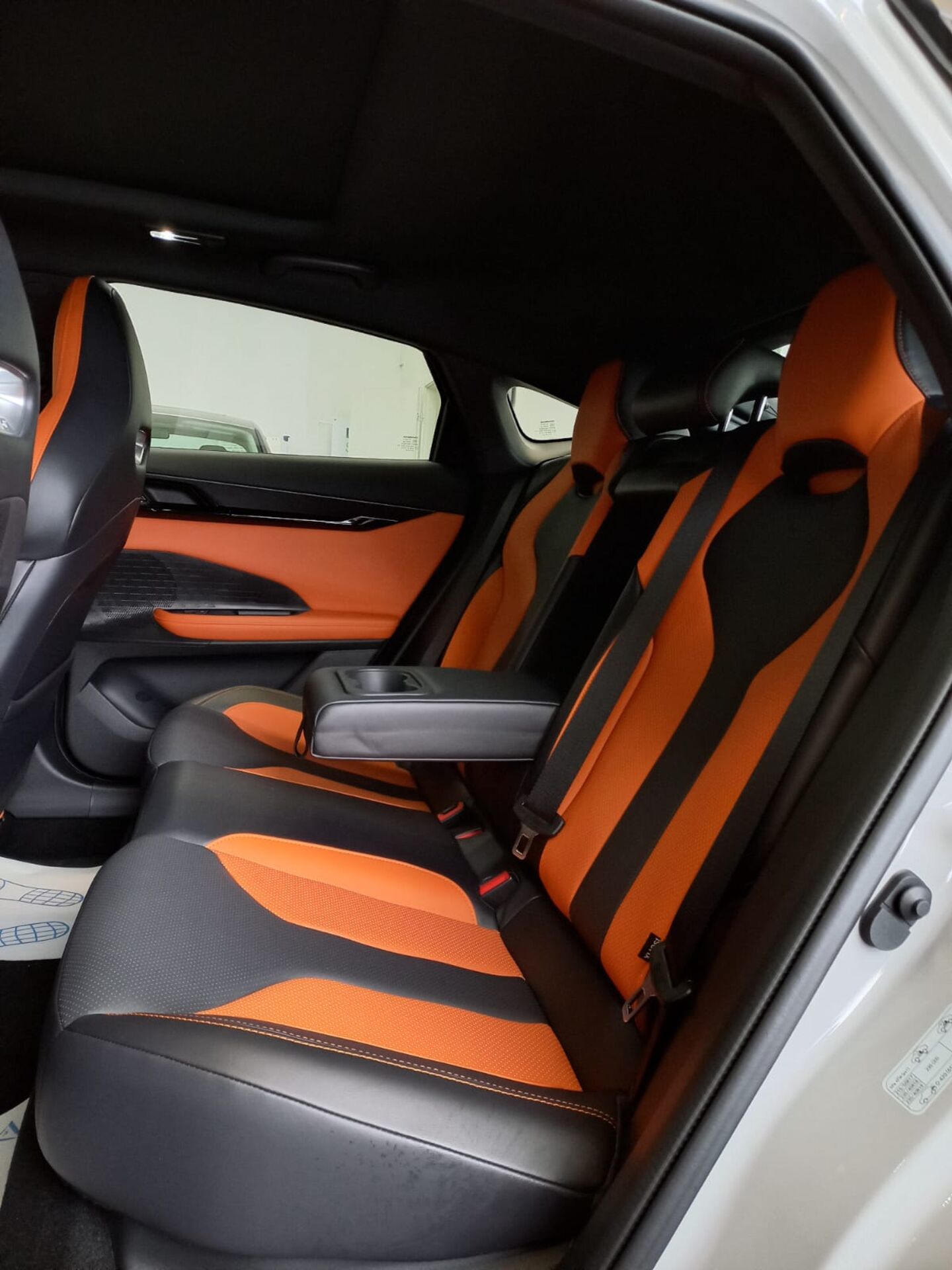 Легковой автотранспорт - CHANGAN UNI-V 1.5 AMT (181 л.с.)