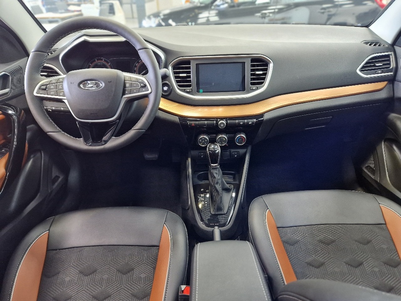 Легковой автотранспорт - LADA Vesta SW Cross 1.6 MT (106 л.с.)