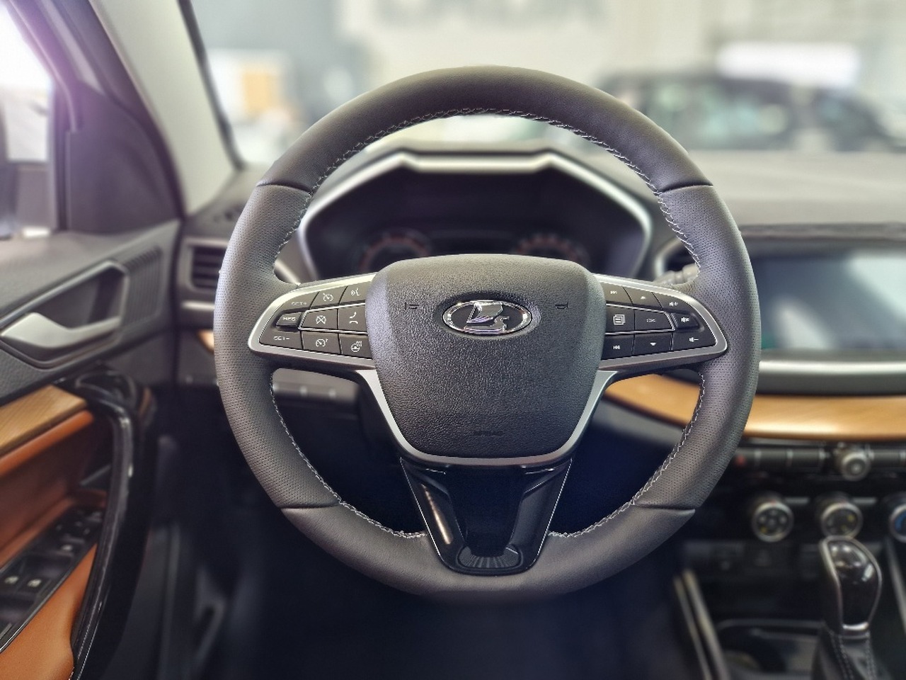 Легковой автотранспорт - LADA Vesta SW Cross 1.6 MT (106 л.с.)