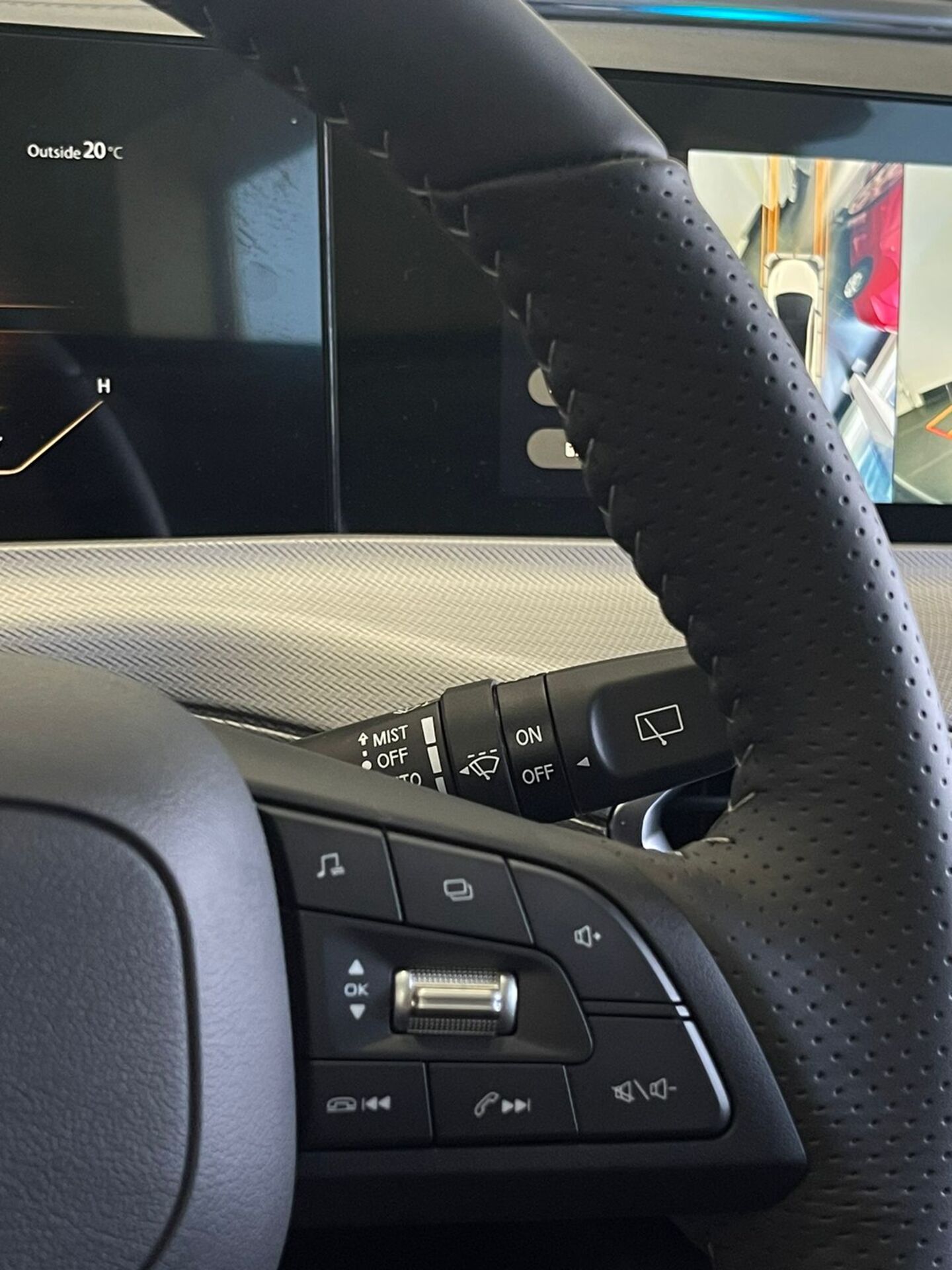 Легковой автотранспорт - CHANGAN UNI-T 1.5 AMT (167 л.с.)