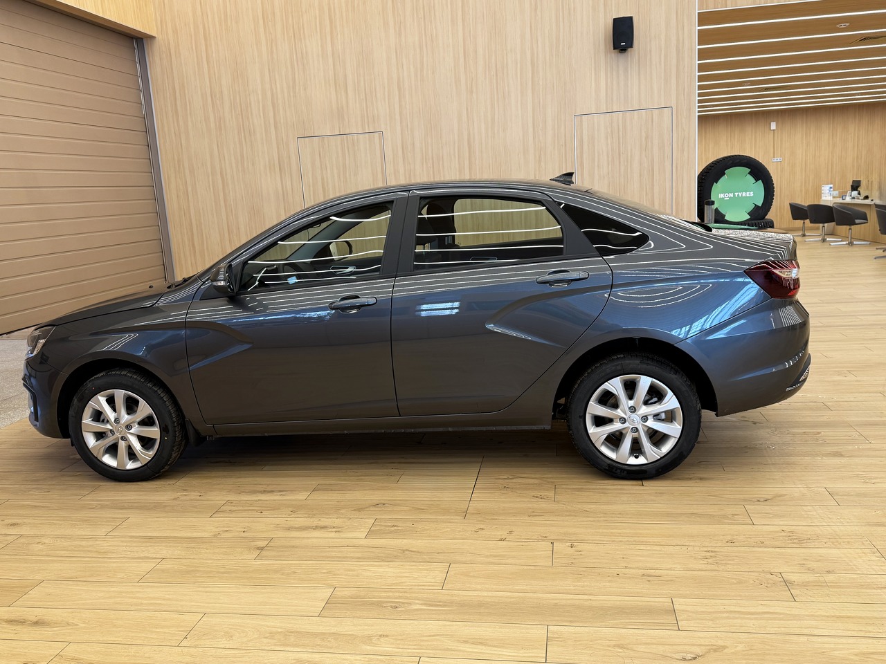 Легковой автотранспорт - LADA Vesta 1.8 MT (122 л.с.)