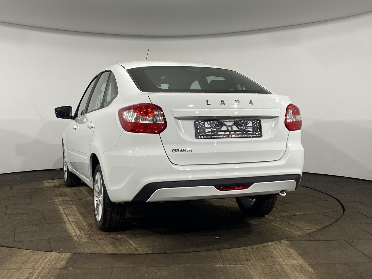 Легковой автотранспорт - Granta 1.6 MT (90 л.с.)