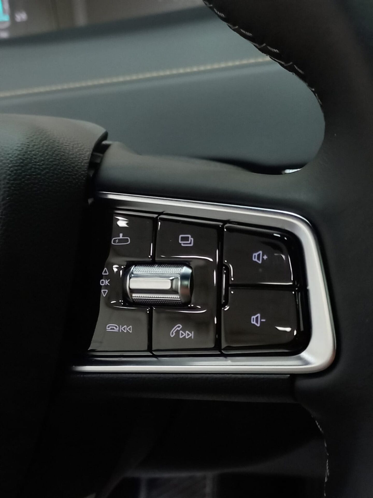 Легковой автотранспорт - CHANGAN UNI-K 2.0 AT (226 л.с.) 4WD