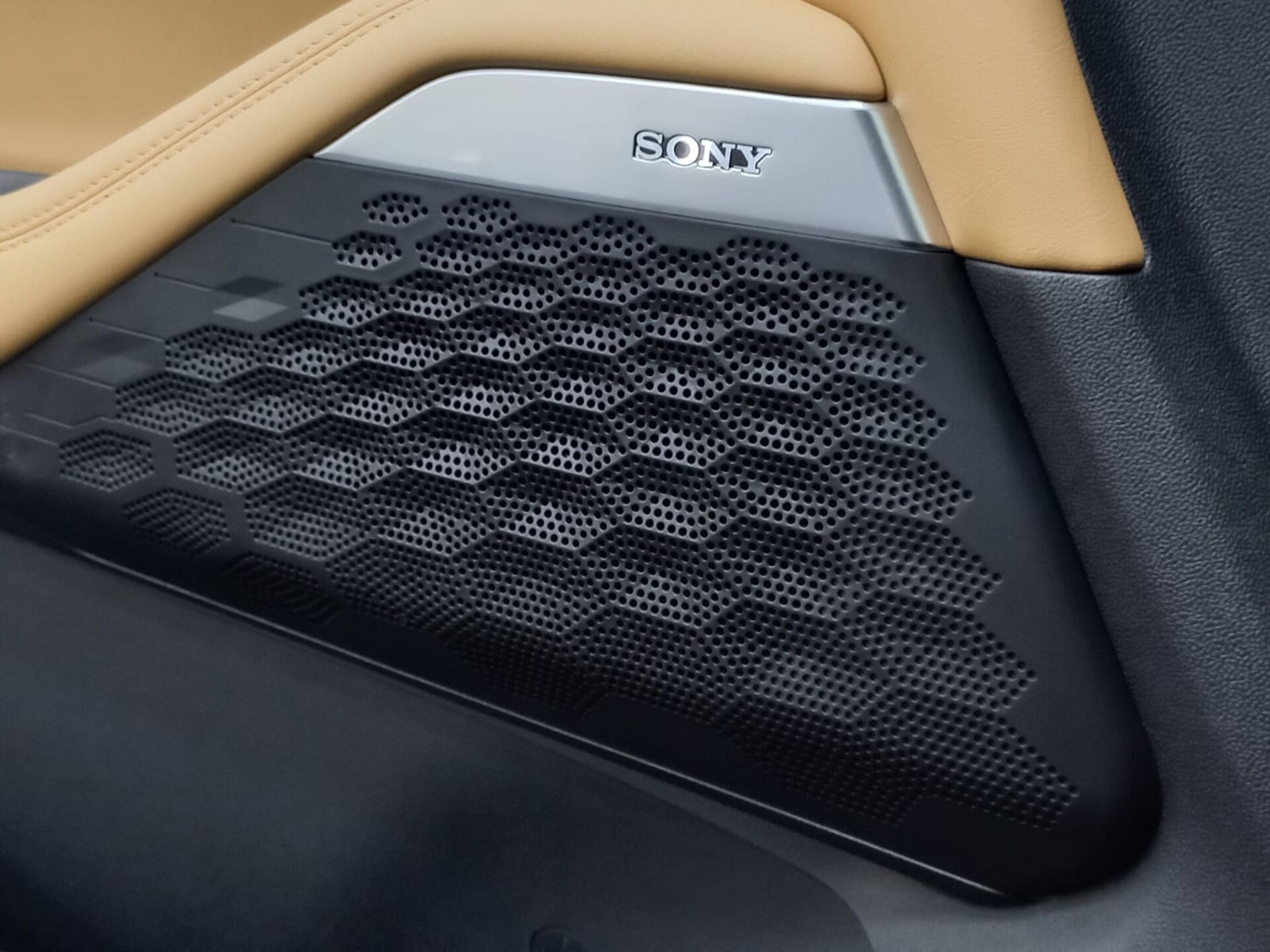 Легковой автотранспорт - CHANGAN UNI-K 2.0 AT (226 л.с.) 4WD