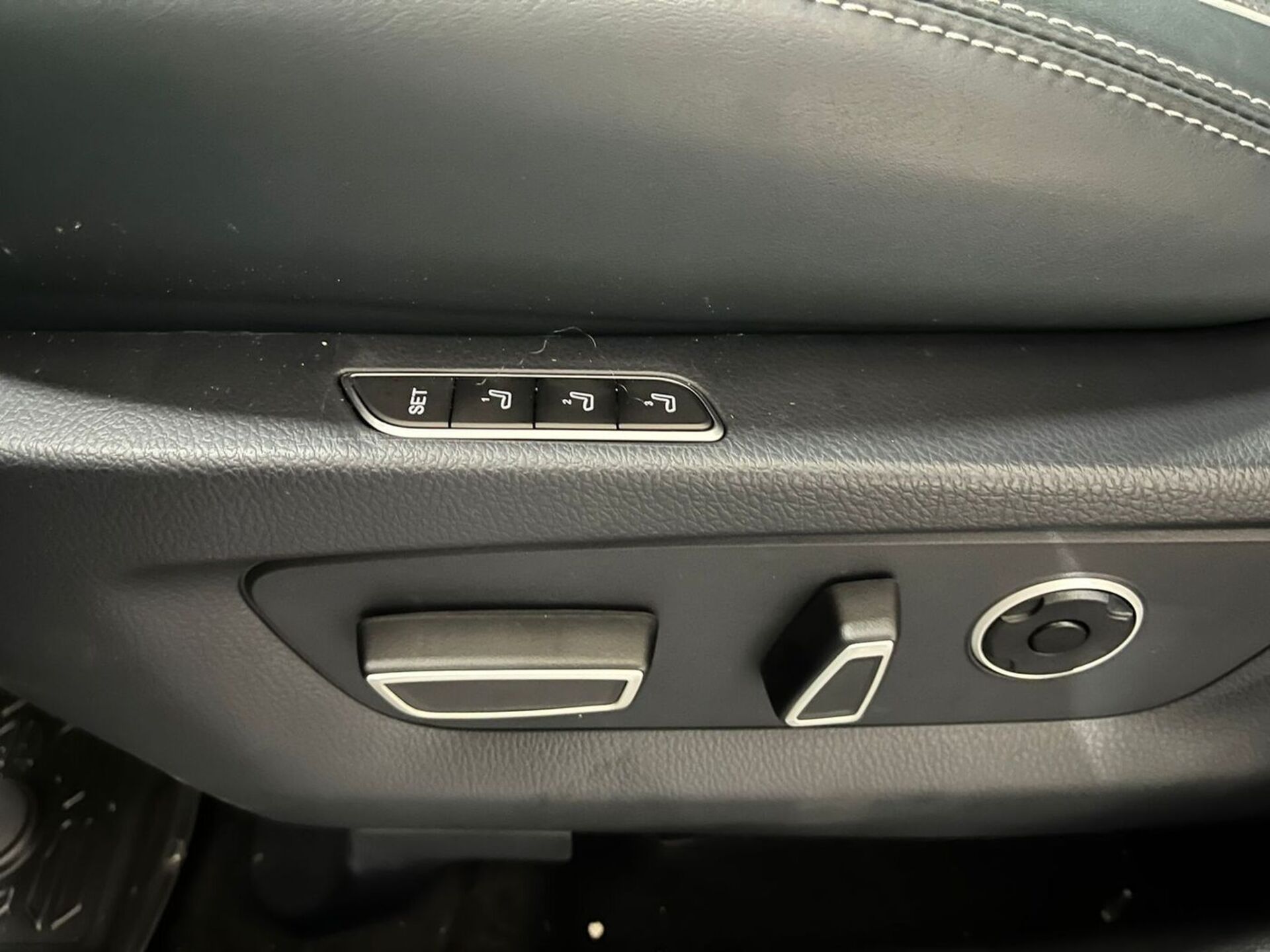 Легковой автотранспорт - CHANGAN CS95 2.0 AT (226 л.с.) 4WD