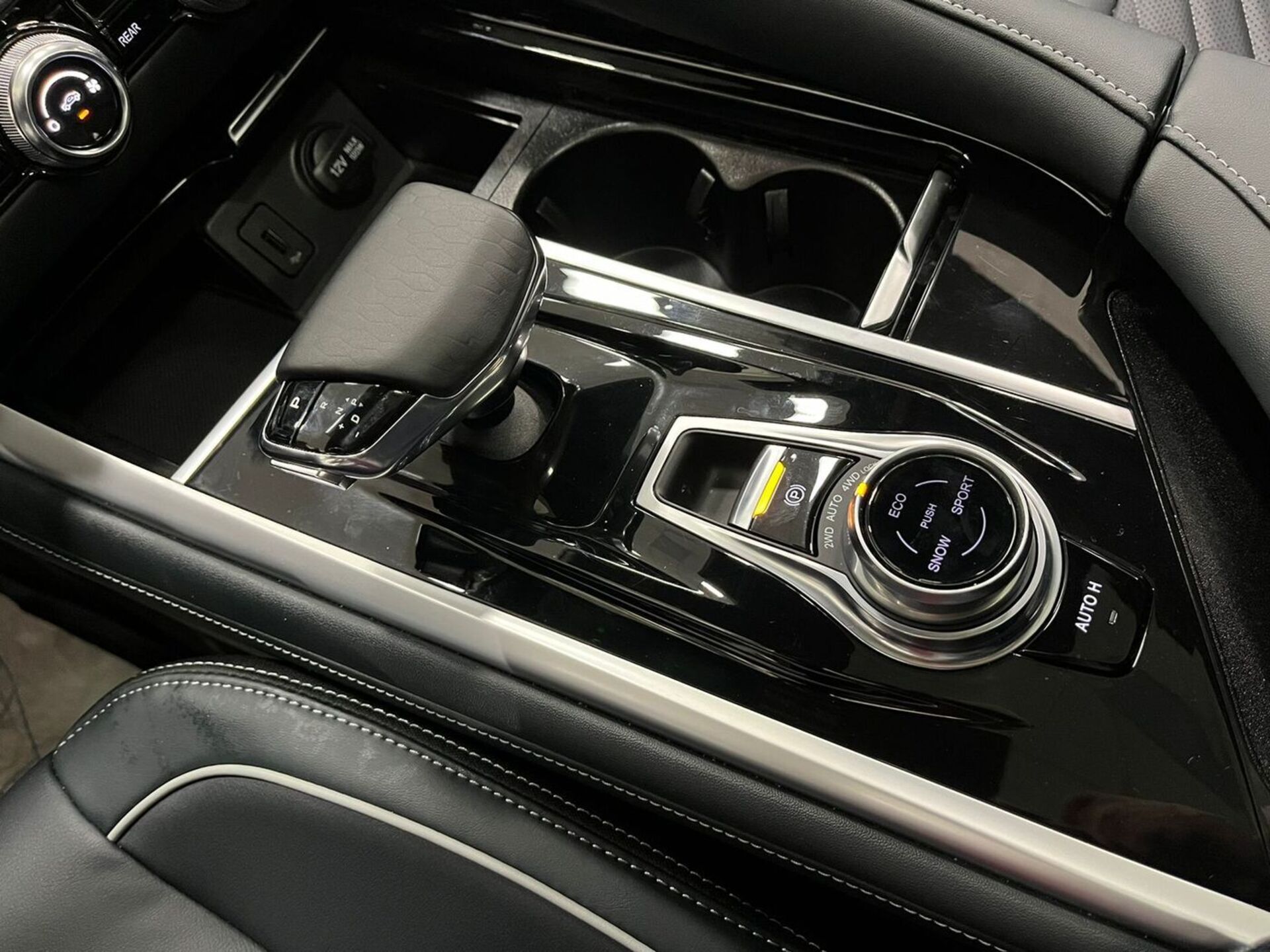 Легковой автотранспорт - CHANGAN CS95 2.0 AT (226 л.с.) 4WD