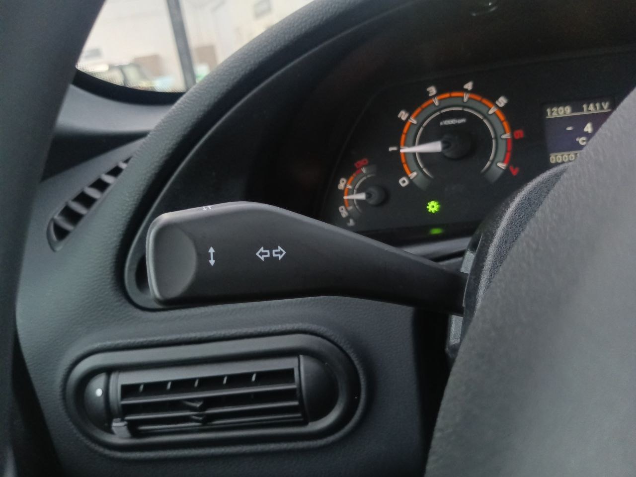 Легковой автотранспорт - LADA Niva Travel 1.8 MT (90 л.с.) 4WD