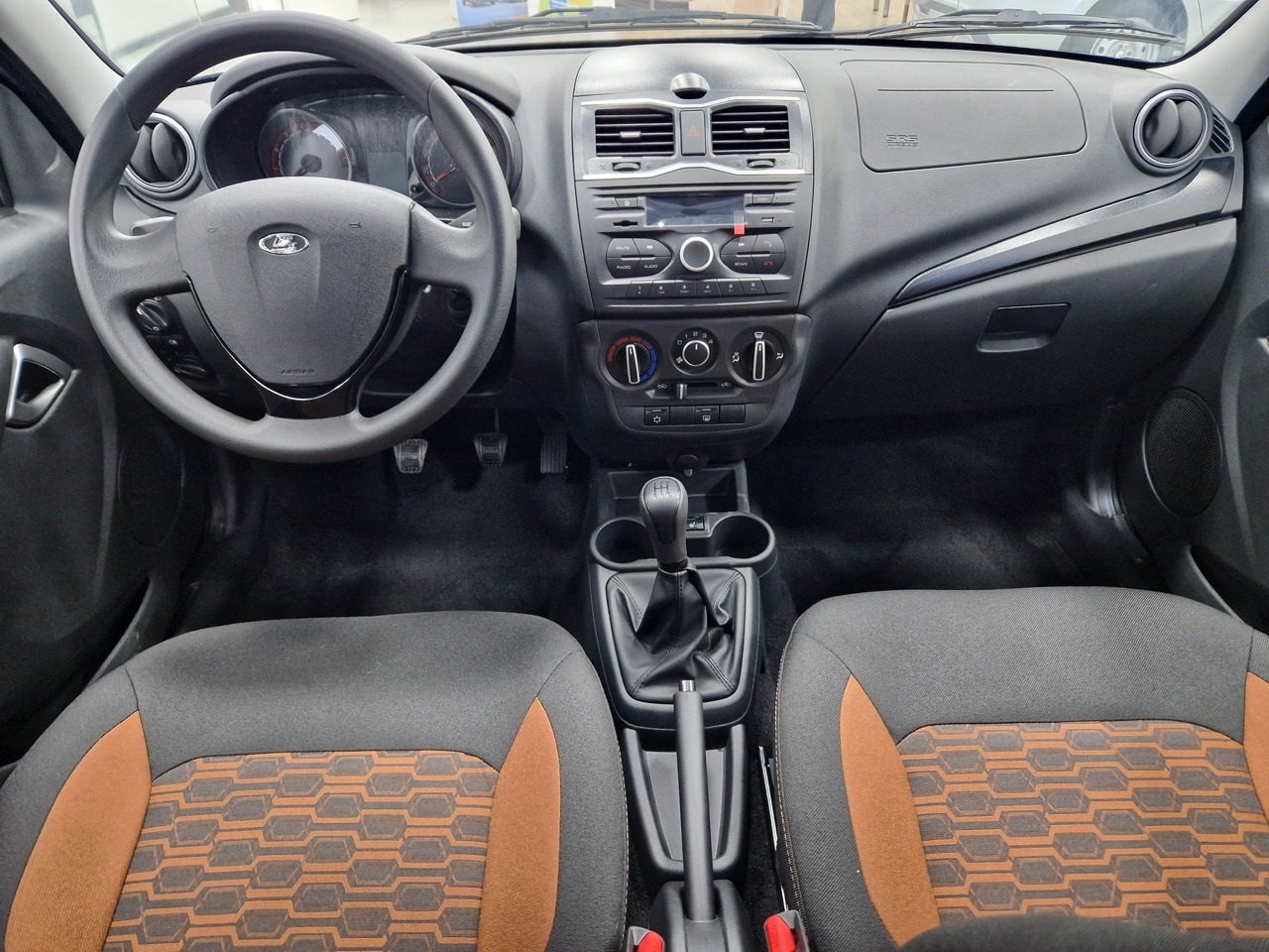 Легковой автотранспорт - LADA Granta Cross 1.6 MT (90 л.с.)