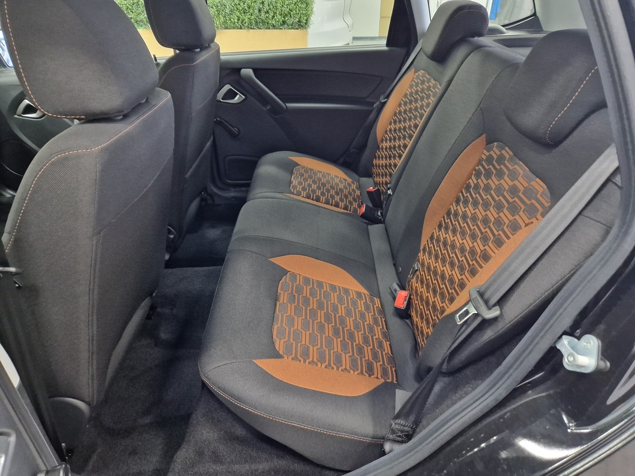 Легковой автотранспорт - LADA Granta Cross 1.6 MT (90 л.с.)