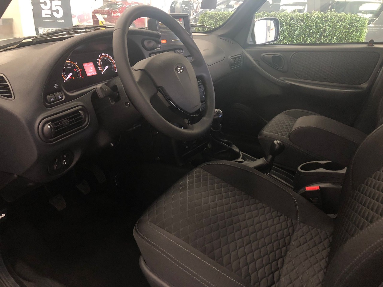 Легковой автотранспорт - LADA Niva Travel 1.7 MT (83 л.с.) 4WD