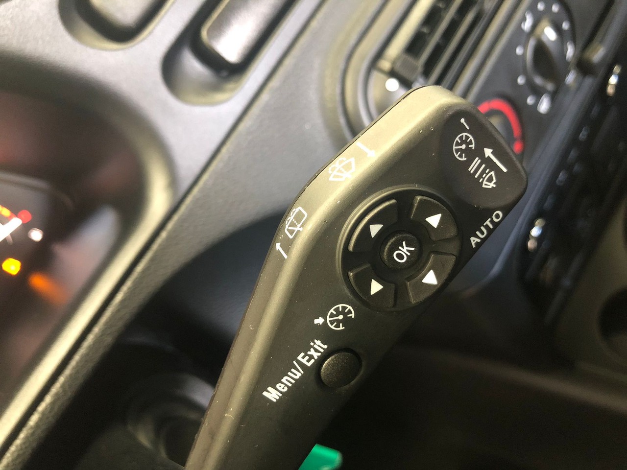 Легковой автотранспорт - LADA Niva Travel 1.7 MT (83 л.с.) 4WD