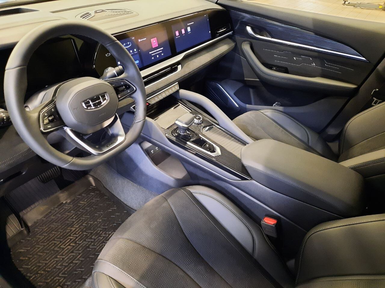 Легковой автотранспорт - GEELY Monjaro 