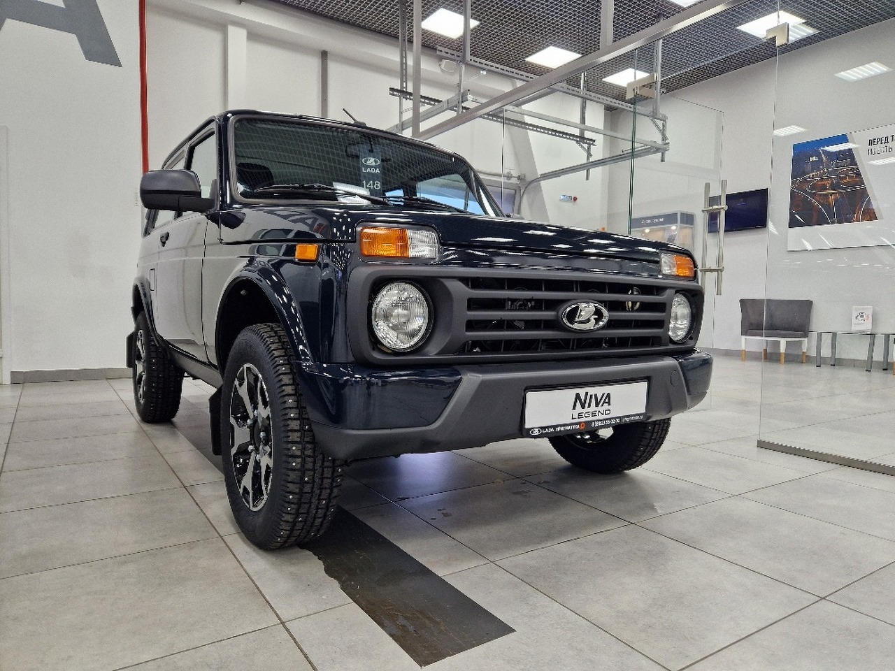 Легковой автотранспорт - LADA Niva Legend 1.7 MT (83 л.с.) 4WD