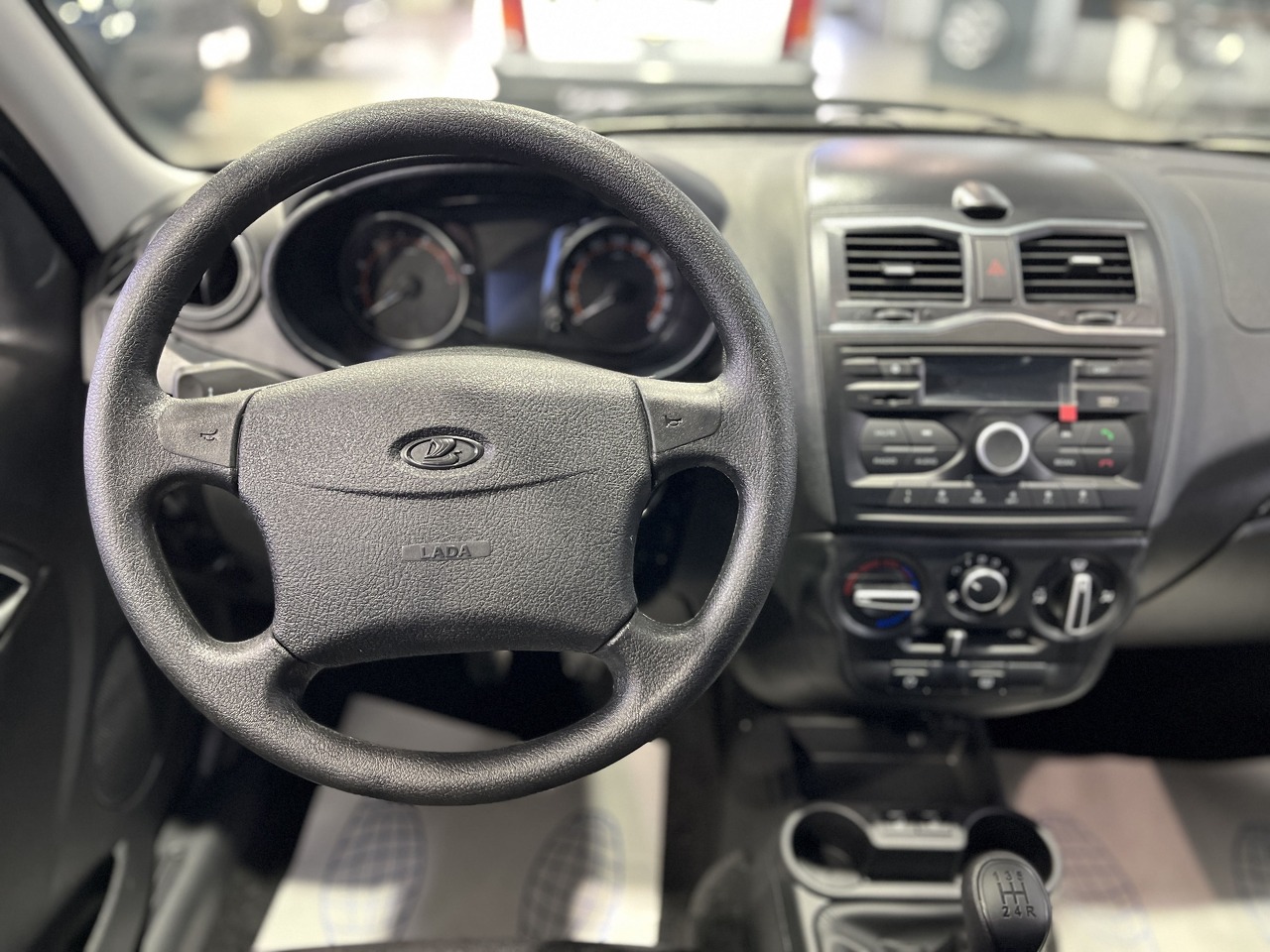 Легковой автотранспорт - Granta Euro-2 1.6 MT (90 л.с.)