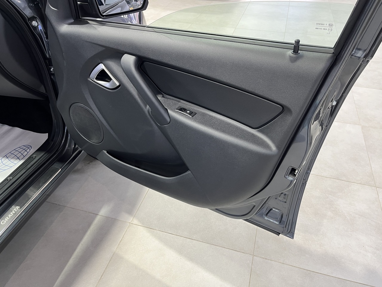 Легковой автотранспорт - Granta Euro-2 1.6 MT (90 л.с.)
