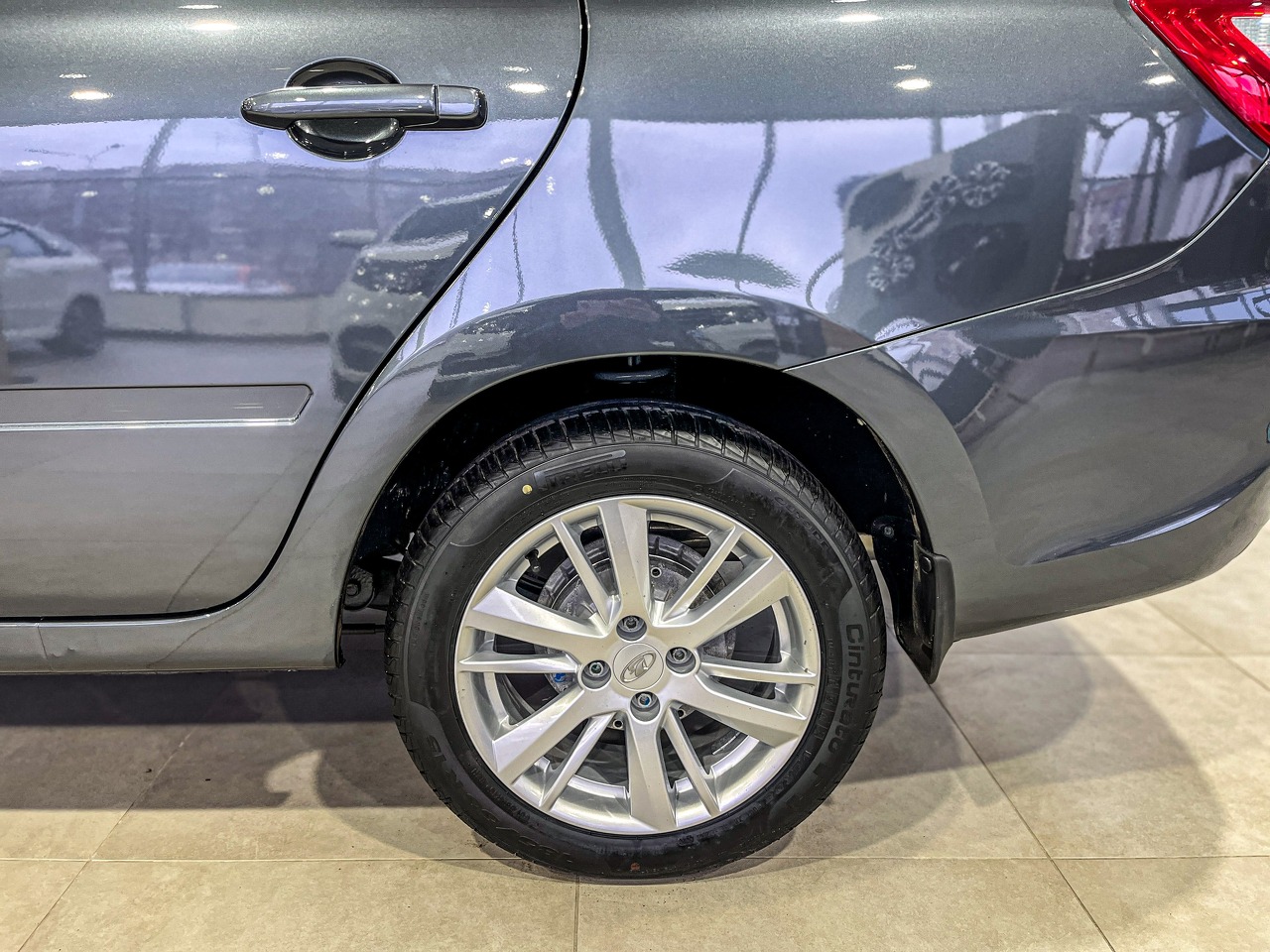 Легковой автотранспорт - Granta Euro-2 1.6 MT (90 л.с.)