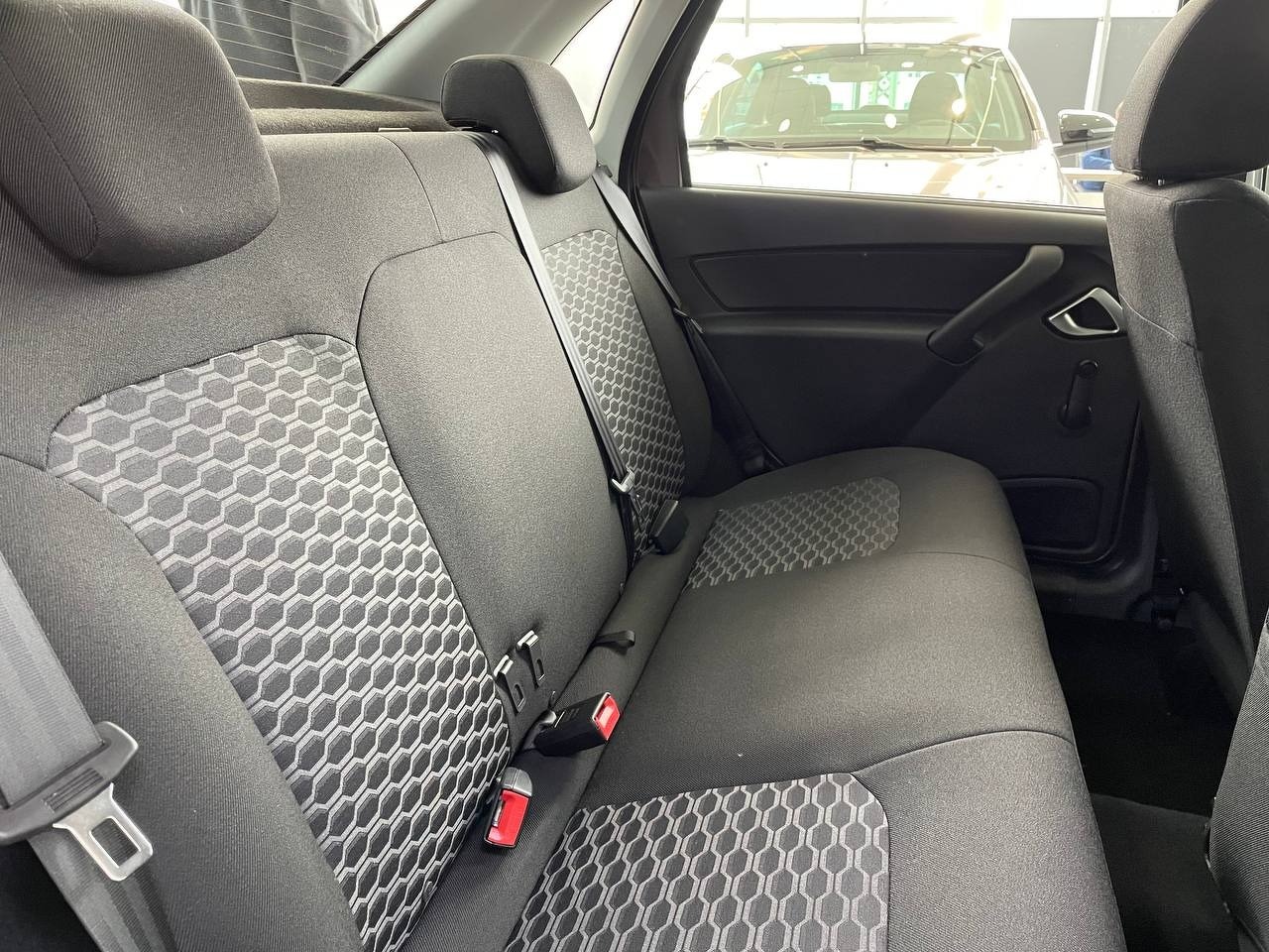 Легковой автотранспорт - LADA Granta 1.6 MT (90 л.с.)