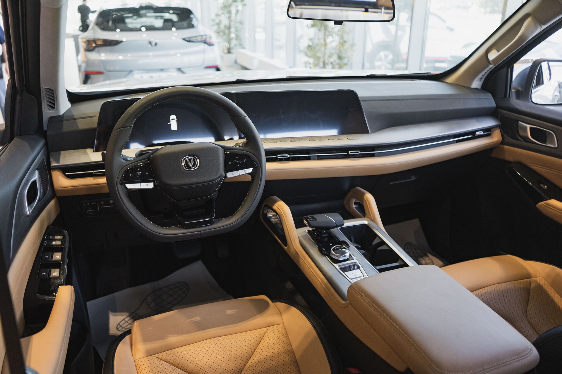 Легковой автотранспорт - CHANGAN Hunter Plus 2.0 AT (226 л.с.) 4WD