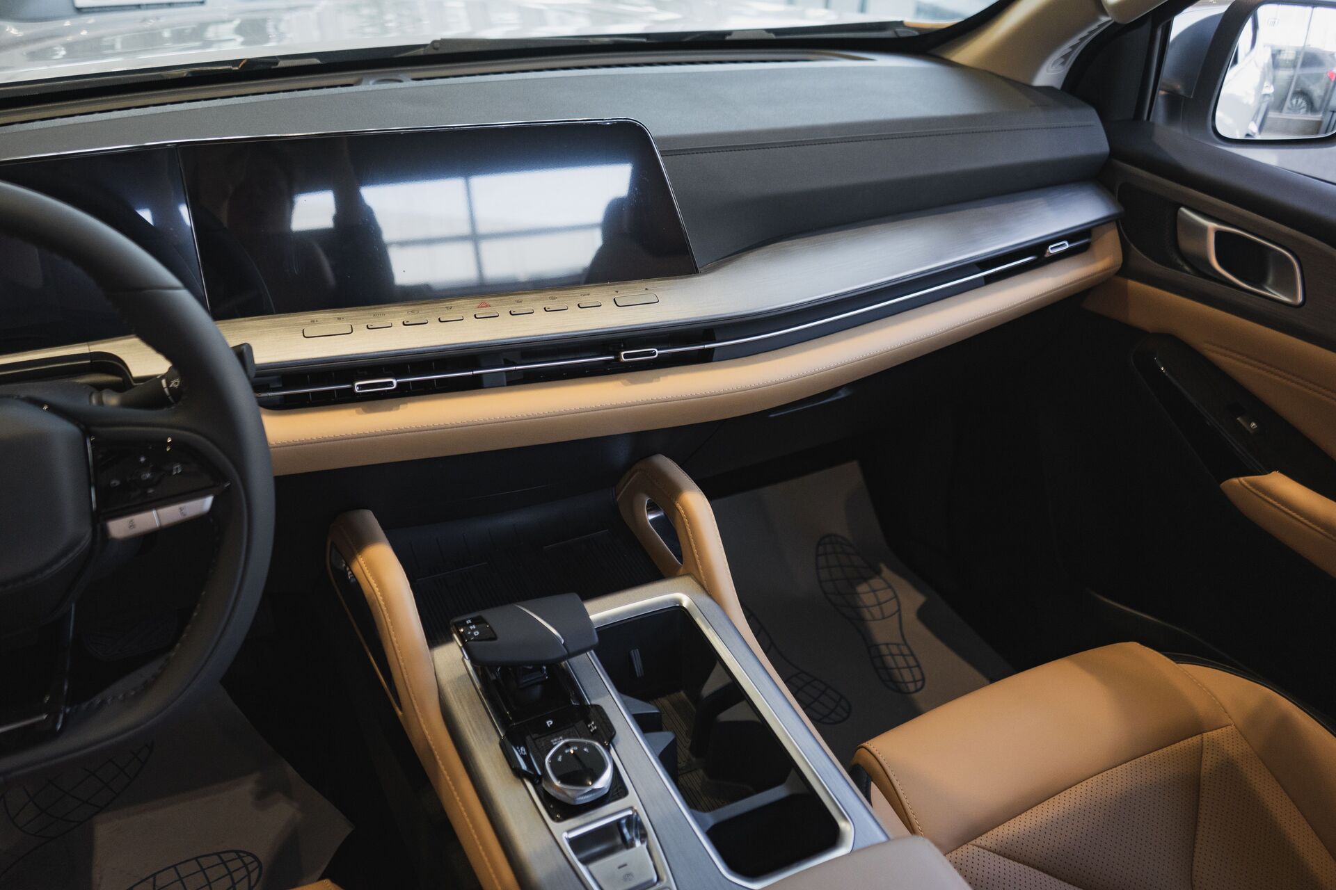 Легковой автотранспорт - CHANGAN Hunter Plus 2.0 AT (226 л.с.) 4WD