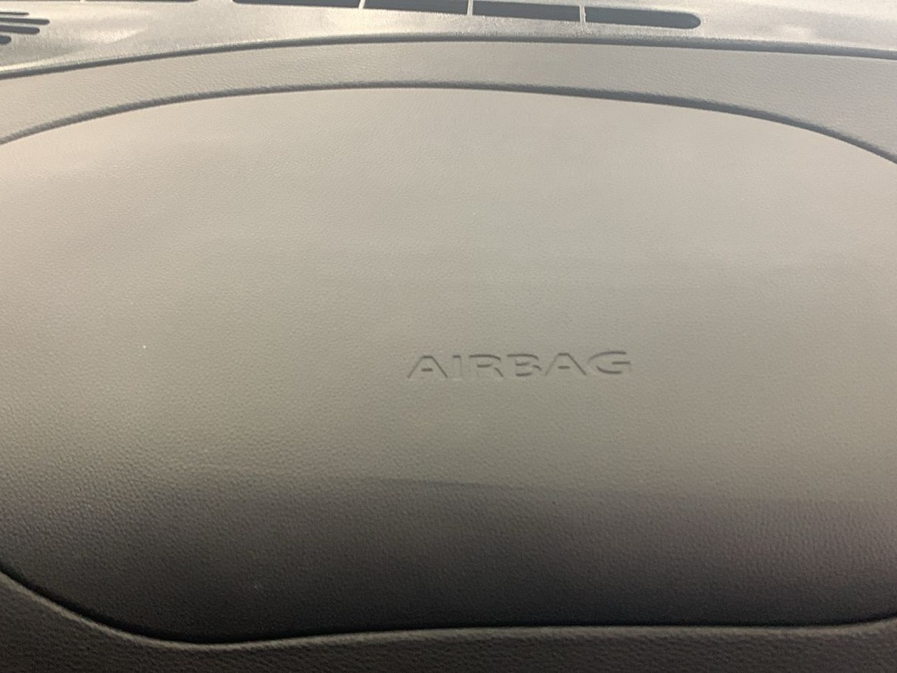 Легковой автотранспорт - LADA Niva Travel 1.7 MT (83 л.с.) 4WD