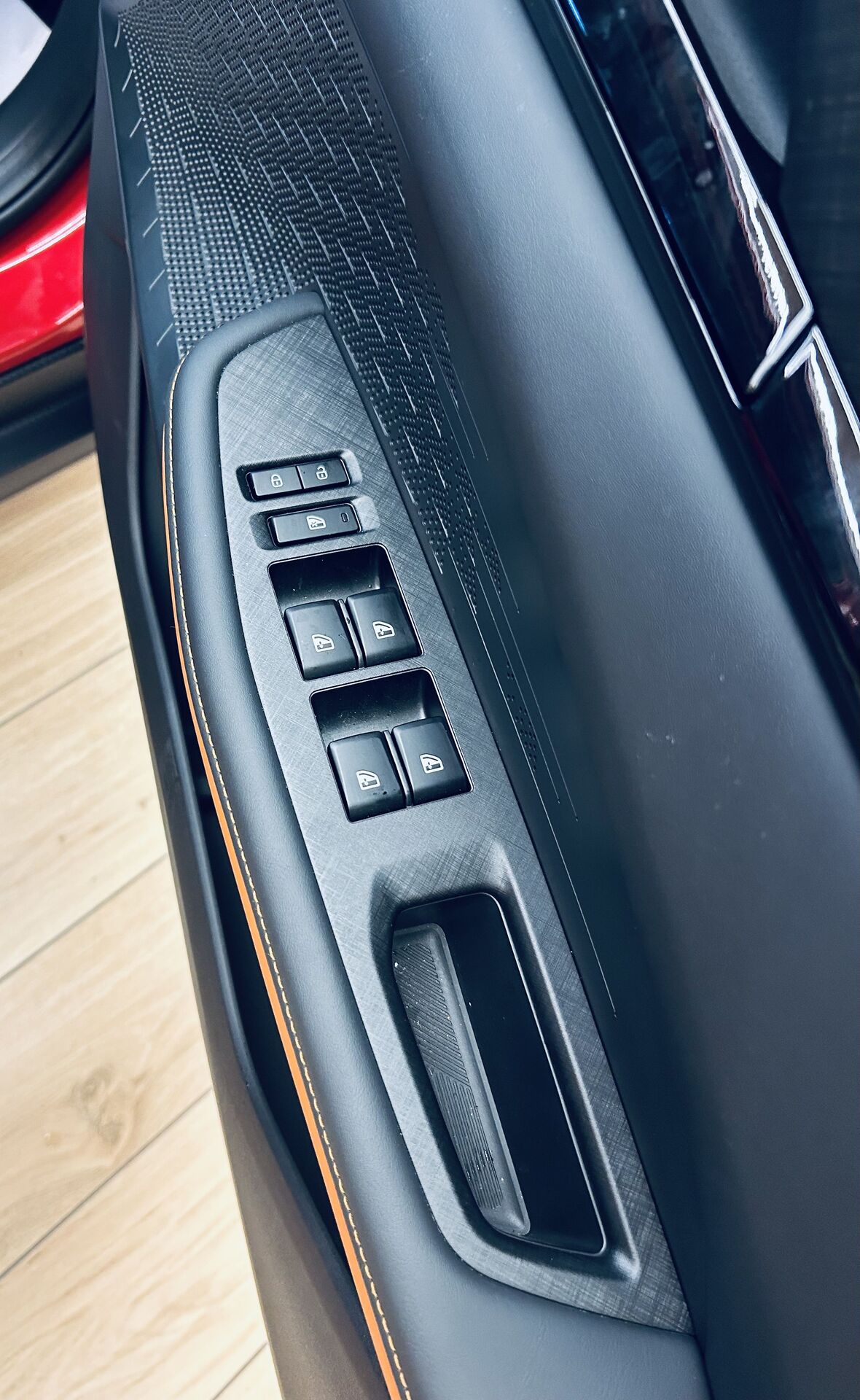 Легковой автотранспорт - CHANGAN UNI-V 1.5 AMT (181 л.с.)