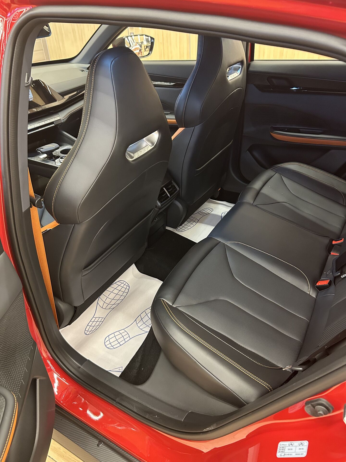 Легковой автотранспорт - CHANGAN UNI-V 1.5 AMT (181 л.с.)