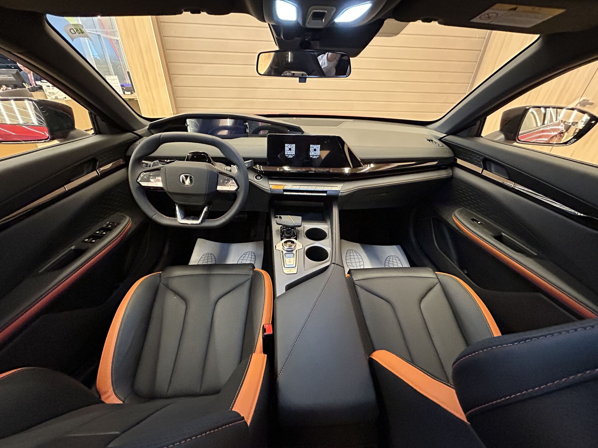 Легковой автотранспорт - CHANGAN UNI-V 1.5 AMT (181 л.с.)