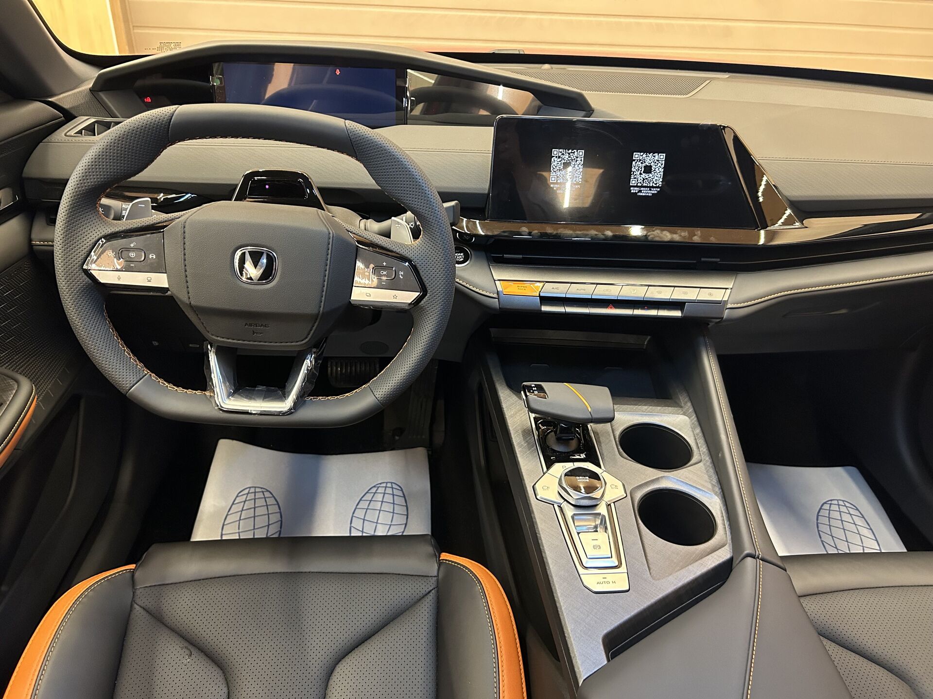 Легковой автотранспорт - CHANGAN UNI-V 1.5 AMT (181 л.с.)