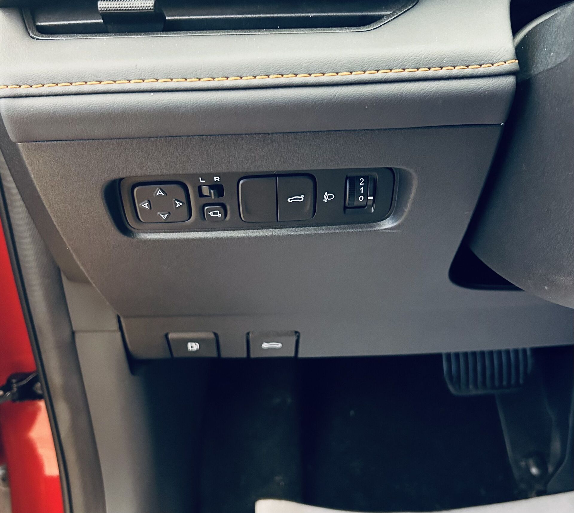 Легковой автотранспорт - CHANGAN UNI-V 1.5 AMT (181 л.с.)