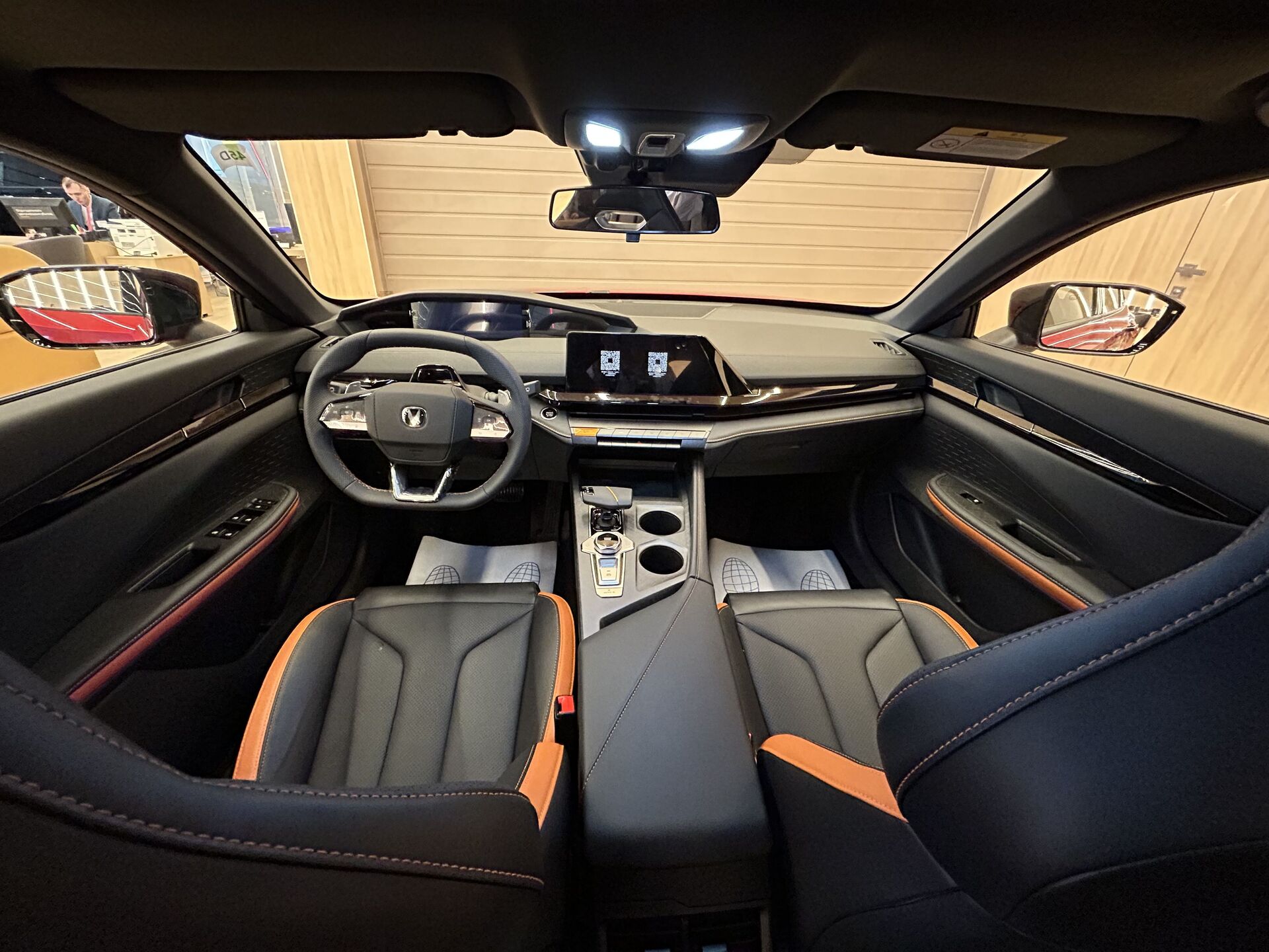 Легковой автотранспорт - CHANGAN UNI-V 1.5 AMT (181 л.с.)