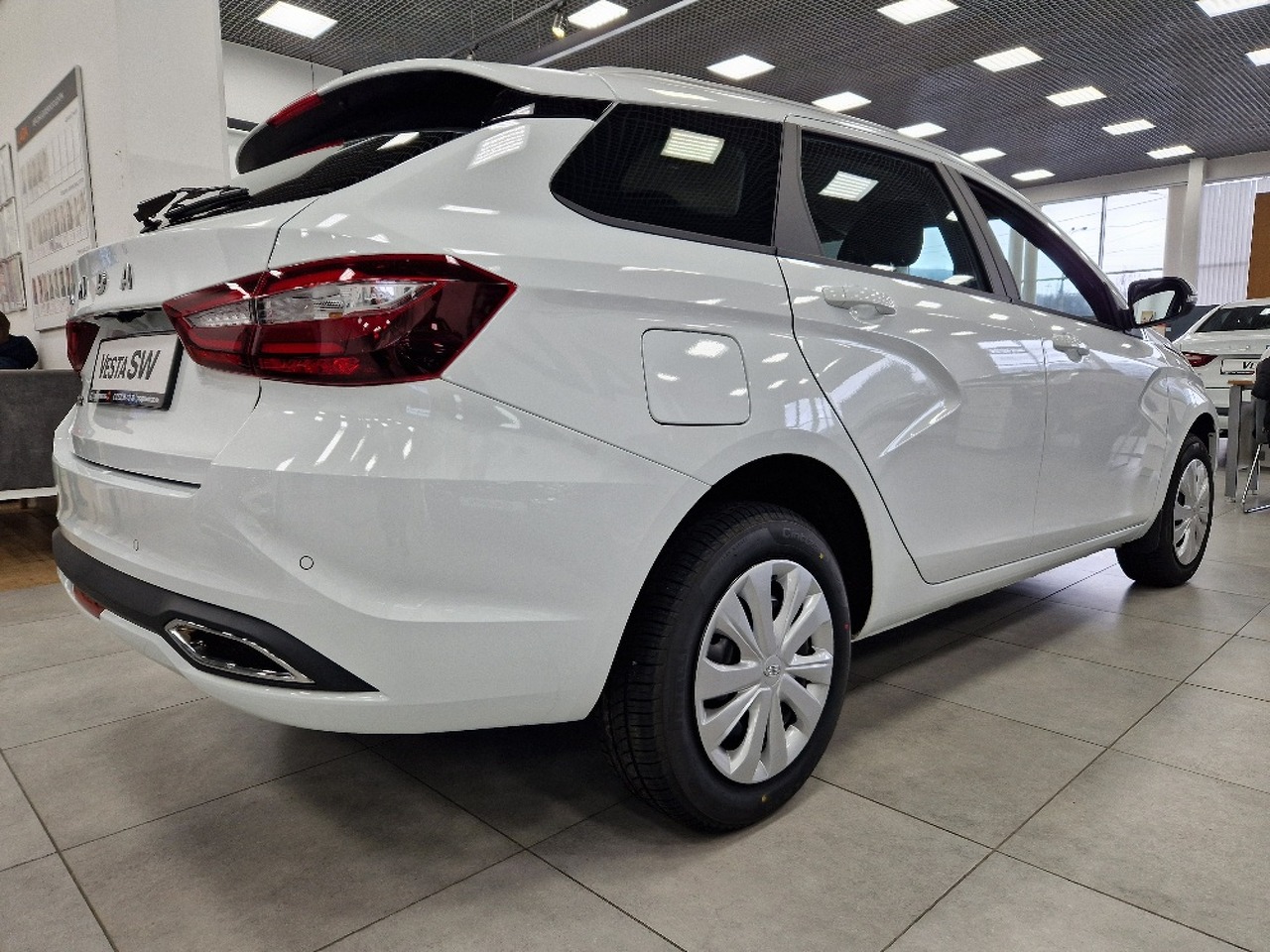 Легковой автотранспорт - Vesta SW 1.8 CVT (122 л.с.)