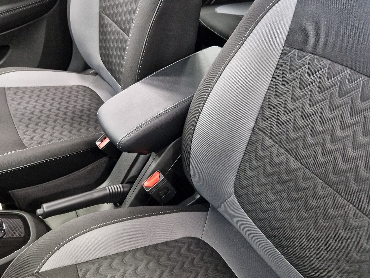 Легковой автотранспорт - Vesta SW 1.8 CVT (122 л.с.)