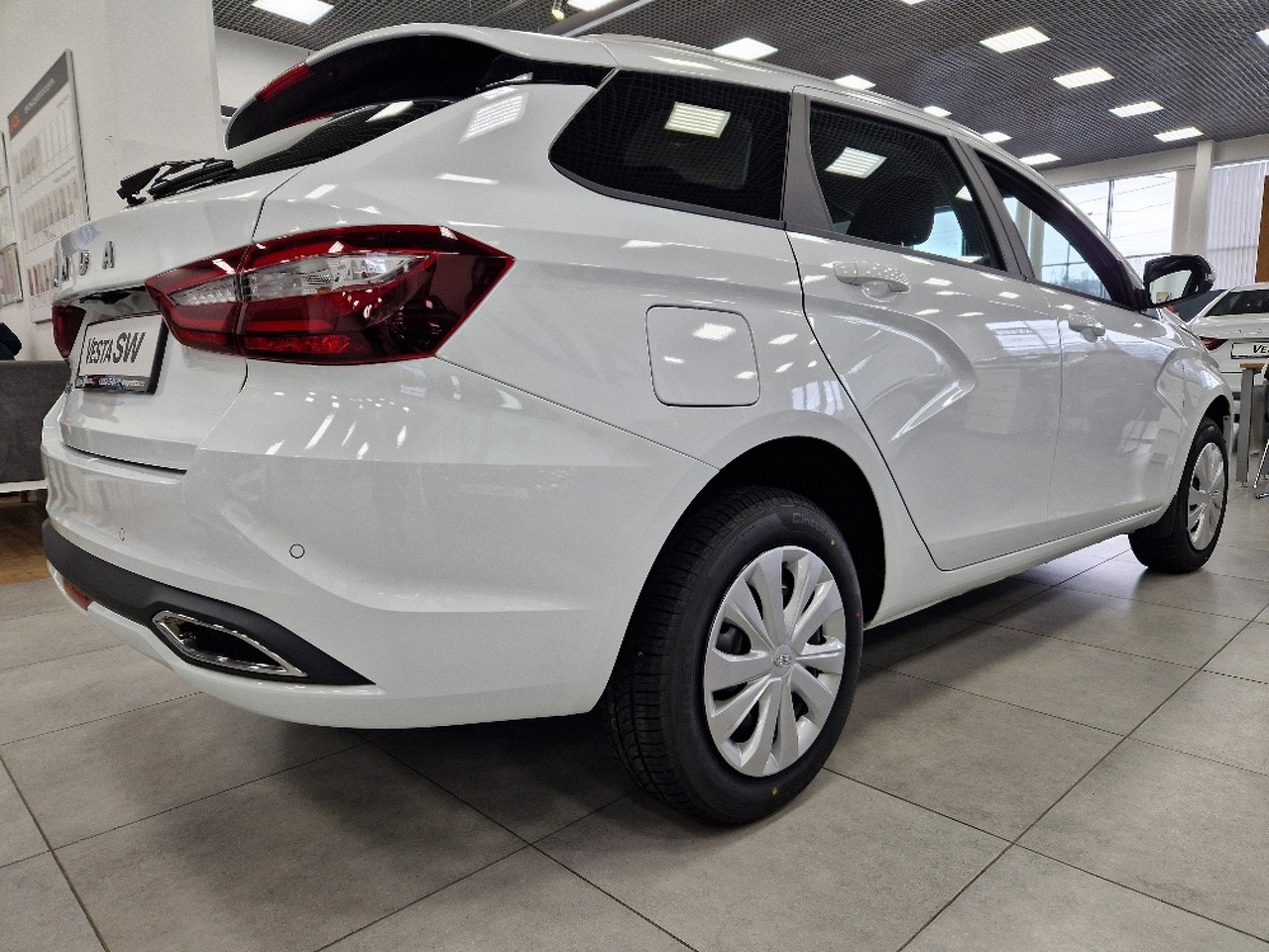 Легковой автотранспорт - Vesta SW 1.8 CVT (122 л.с.)