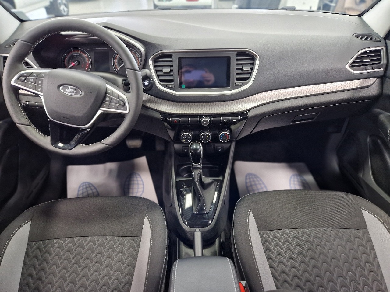Легковой автотранспорт - Vesta SW 1.8 CVT (122 л.с.)