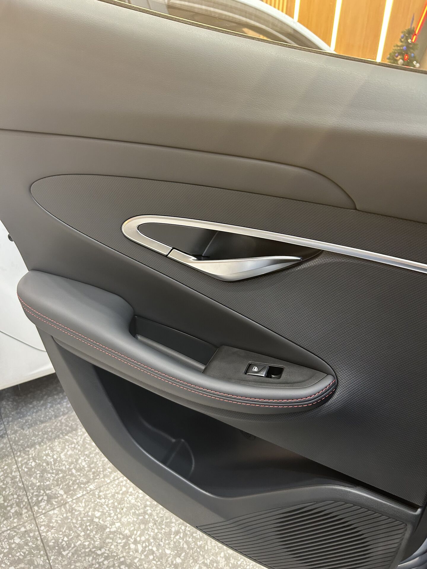 Легковой автотранспорт - CHANGAN UNI-T 1.5 AMT (167 л.с.)